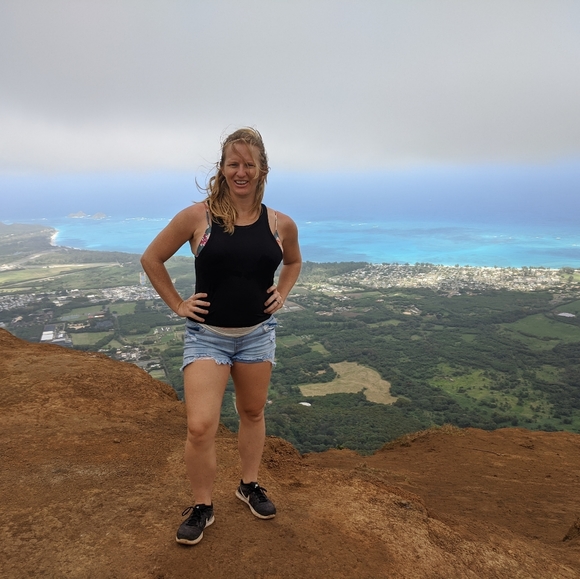 Meet your Posher, Jennifer - Picture 6 of 8